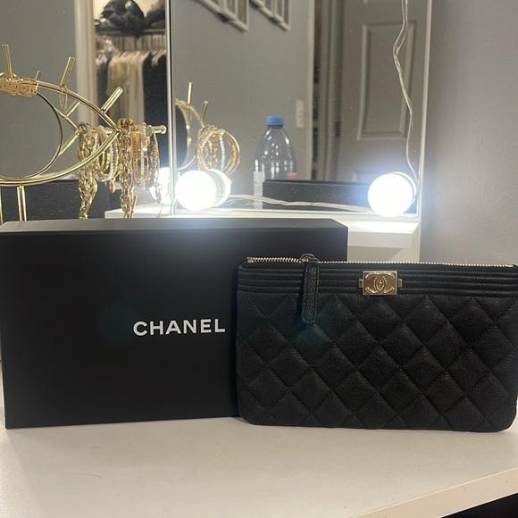 Chanel Wallet/ Can be used as clutch too! - Picture 1 of 10